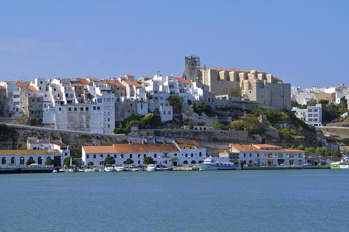 Máo. Hlavní město Menorky, zdroj: Zuzana Churanová, Turespaña