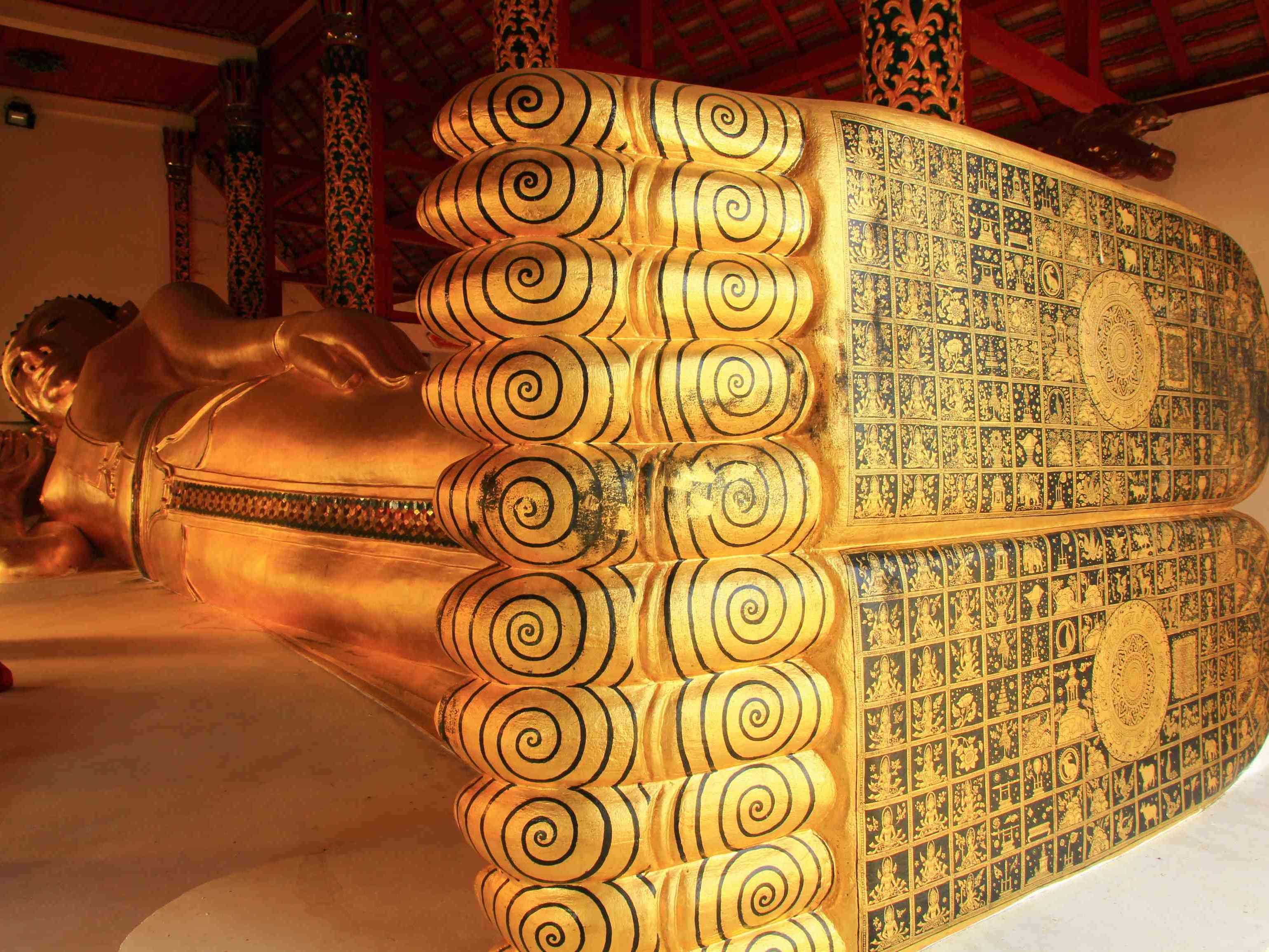 Thajsko, Lampang - buddha ležící, zdroj: CK Marco Polo